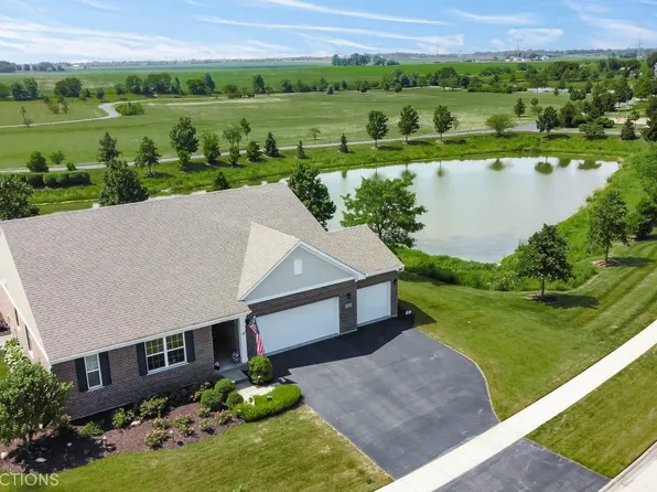 2134 Bristol Park Rd, New Lenox, IL 60451