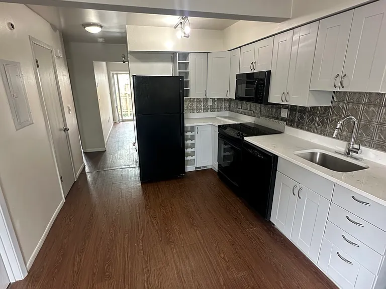 11 Tuttle St #2 — Photo 3