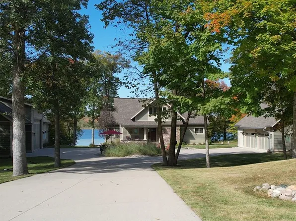 25388 Peterson Rd, Pelican Rapids, MN 56572