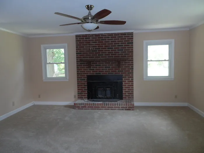 4712 Stafford Dr — Photo 9