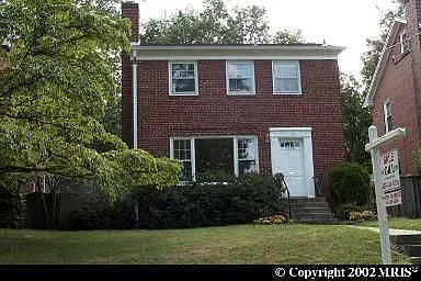 5528 30th Pl NW photo 1