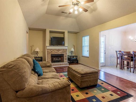 4th image of 8859 Campaldino Ave