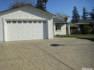 2nd image of 3623 Lyra St