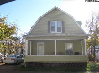 672 W Park Ave, Barberton, OH 44203