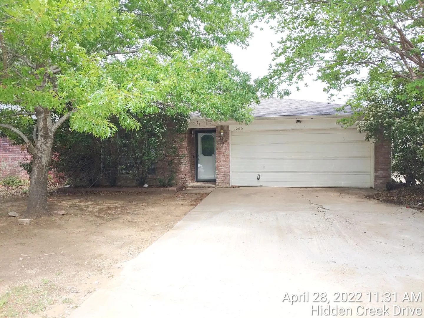 1200 Hidden Creek — Photo 1