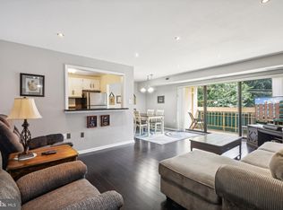 6135 Leesburg Pike APT 305, Falls Church, VA 22041
