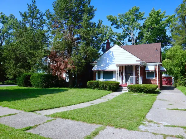 16511 Winthrop St, Detroit, MI 48235