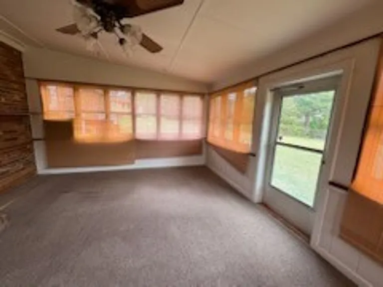 338 Summer Hill Rd — Photo 9