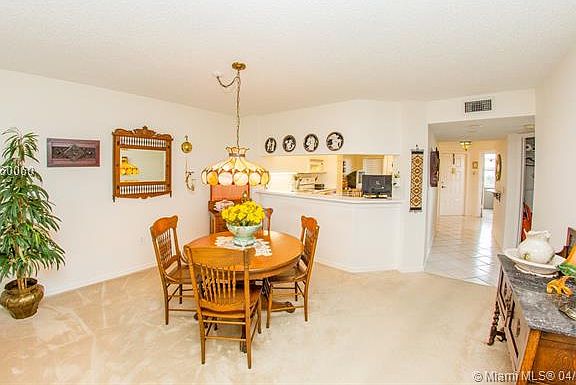 5th image of 10111 NW 24th Pl APT 301