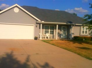 2703 Station Ave, Sedalia, MO 65301