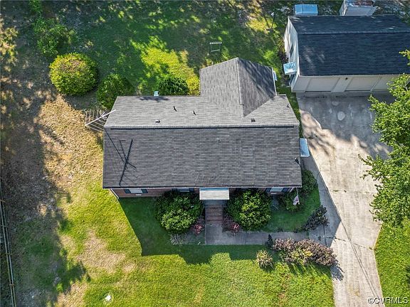 2nd image of 4120 Ashley Ln