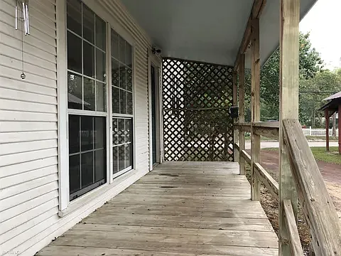 816 W Main St — Photo 8