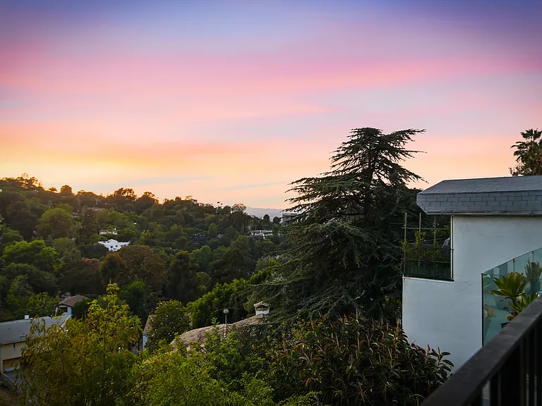 2813 Pacific View Trl — Photo 13