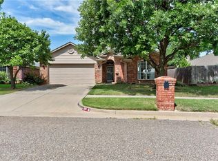 3109 Devon Pl, Yukon, OK 73099
