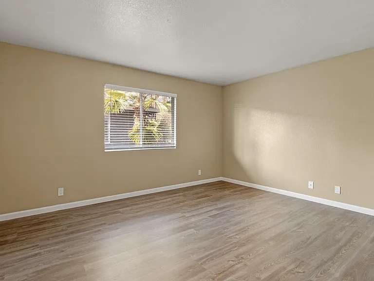 Cedar Park Apartments — Photo 8