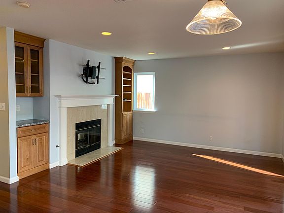 4th image of 1205 Elkwood Dr