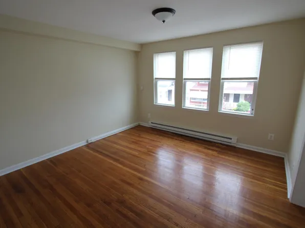 1738 S 53rd St Floor 2, Philadelphia, PA 19143