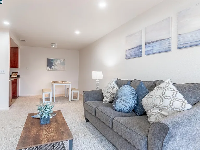 1315 A St #206 — Photo 9