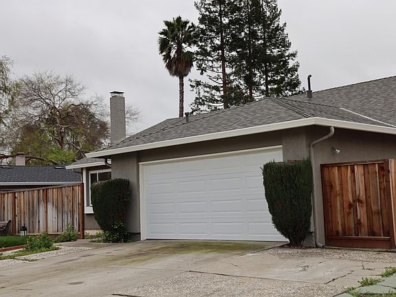 2nd image of 6981 El Marcero Ct