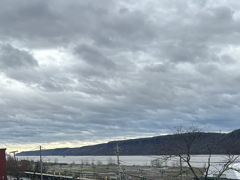 Beautiful view of the Hudson and Palisades!