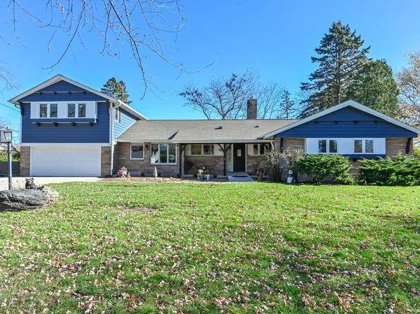 7860 North Mohawk ROAD, Fox Point, WI 53217