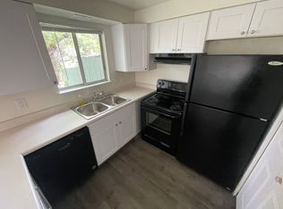 2121 E Barnett Rd, Medford, OR 97504