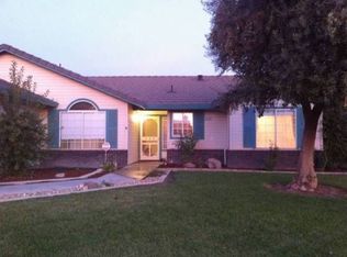 8570 N Peacock Way, Hilmar, CA 95324