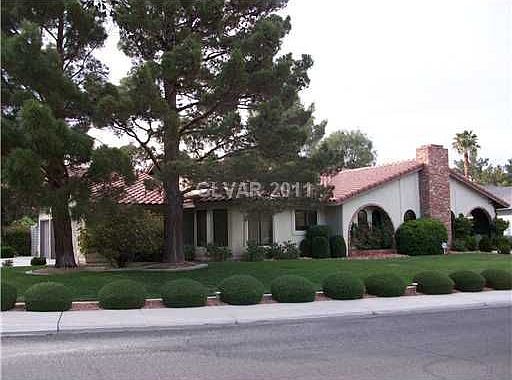 2nd image of 22 Hummingbird Cir