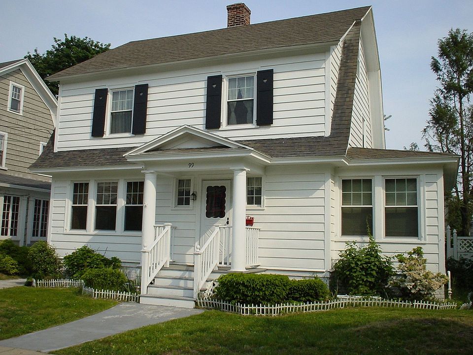 Front of 99 Arcadia Ave
