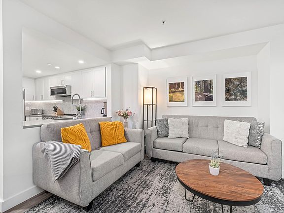 3rd image of 4335 Northlands Blvd #54