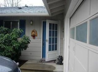 224 NW Blossom Dr, Grants Pass, OR