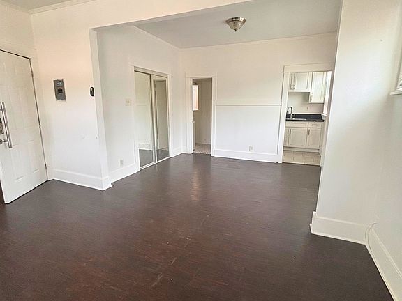 4th image of 322 Daisy Ave APT 6