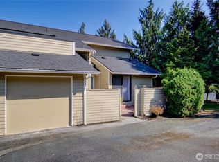 2630 Club Ct APT 101, Mount Vernon, WA 98273