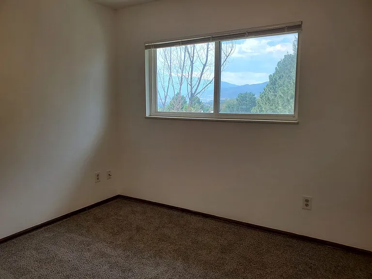 5528 Fiesta Ln — Photo 19