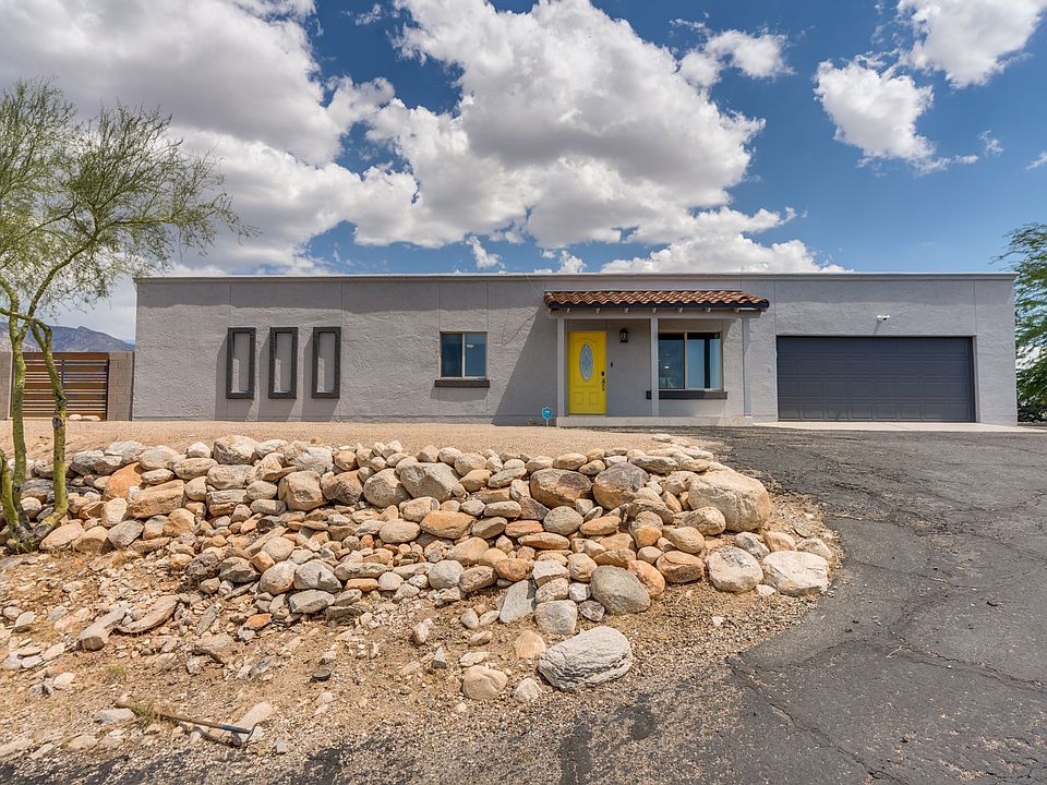 1st image of 6842 N Camino De Las Brisas