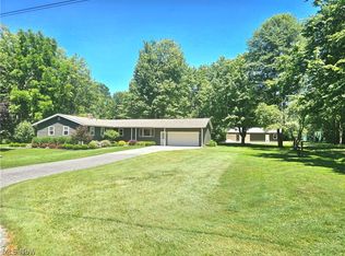 3599 Hoagland Blackstub Rd, Cortland, OH 44410