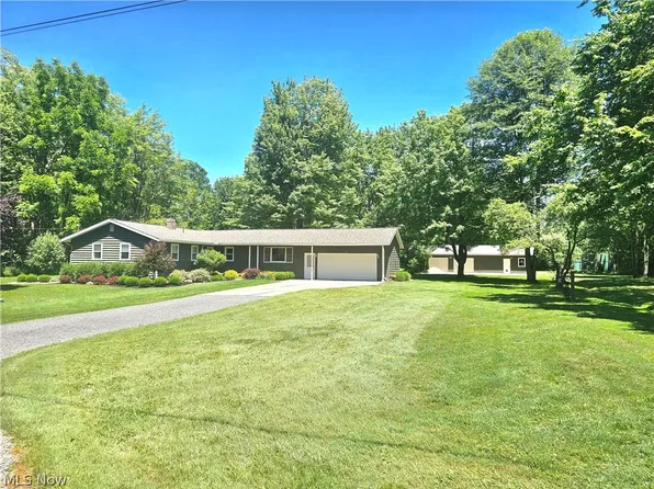3599 Hoagland Blackstub Rd, Cortland, OH 44410