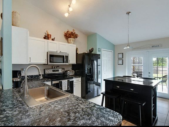 2nd image of 1350 Waffle St SE