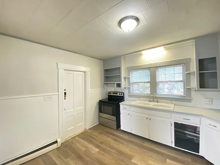 43 Ashland St #2 — Photo 14