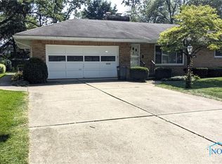3201 Oak Grove Pl, Toledo, OH