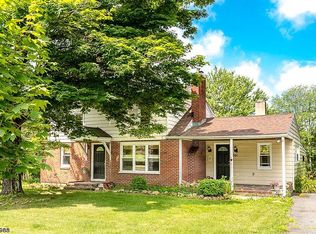 361 Fairmount Rd, Long Valley, NJ 07853