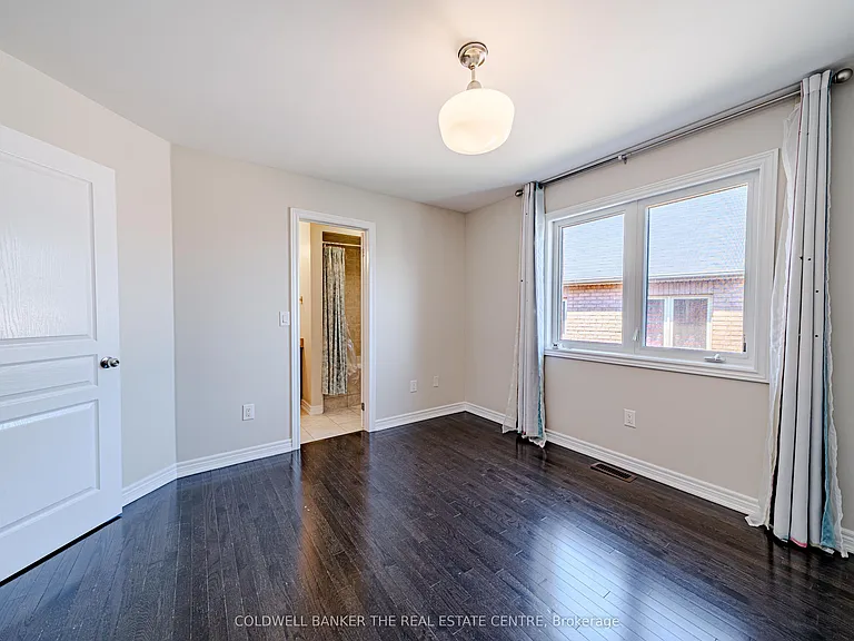 15 Military Ct — Photo 30