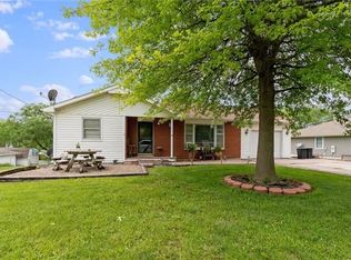 709 N Mulberry St, Cameron, MO 64429