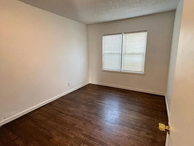 235 E Coolidge Ave — Photo 11