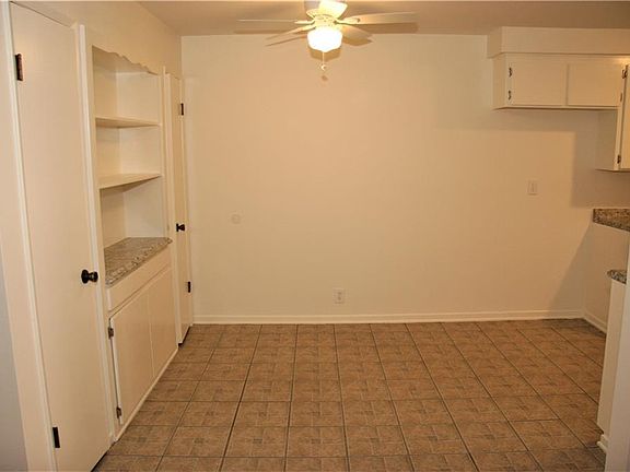 3rd image of 2501 W Redondo Beach Blvd APT 205