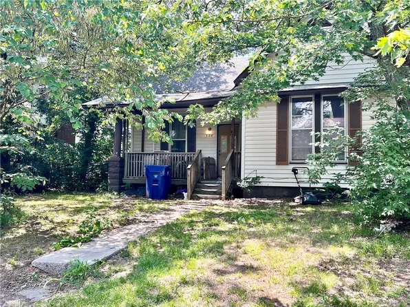 504 S Chestnut St, Nevada, MO 64772