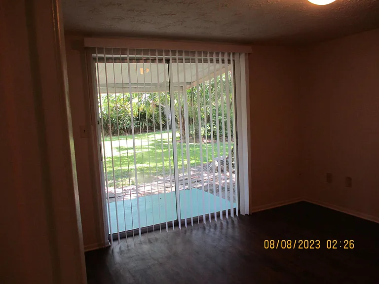 7423 Washington St — Photo 5