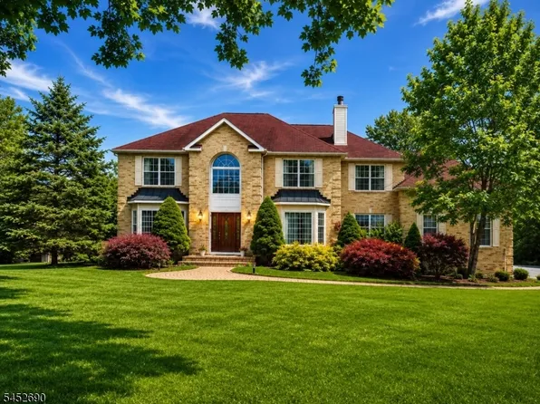 15 Dana Dr, Andover Twp., NJ 07848