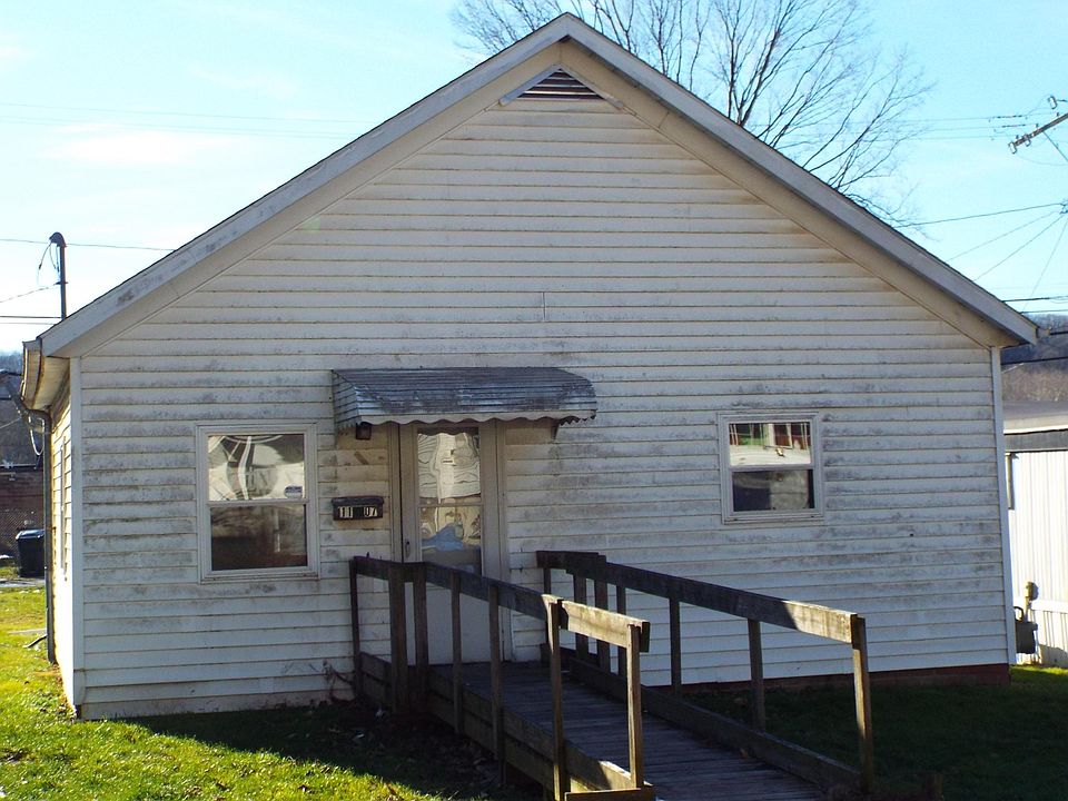 2nd image of 1107 Poplar St