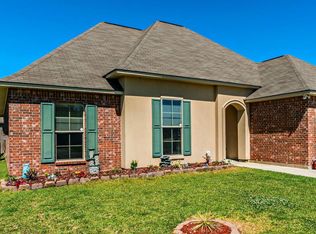 115 Still Meadow Dr, Rayne, LA 70578